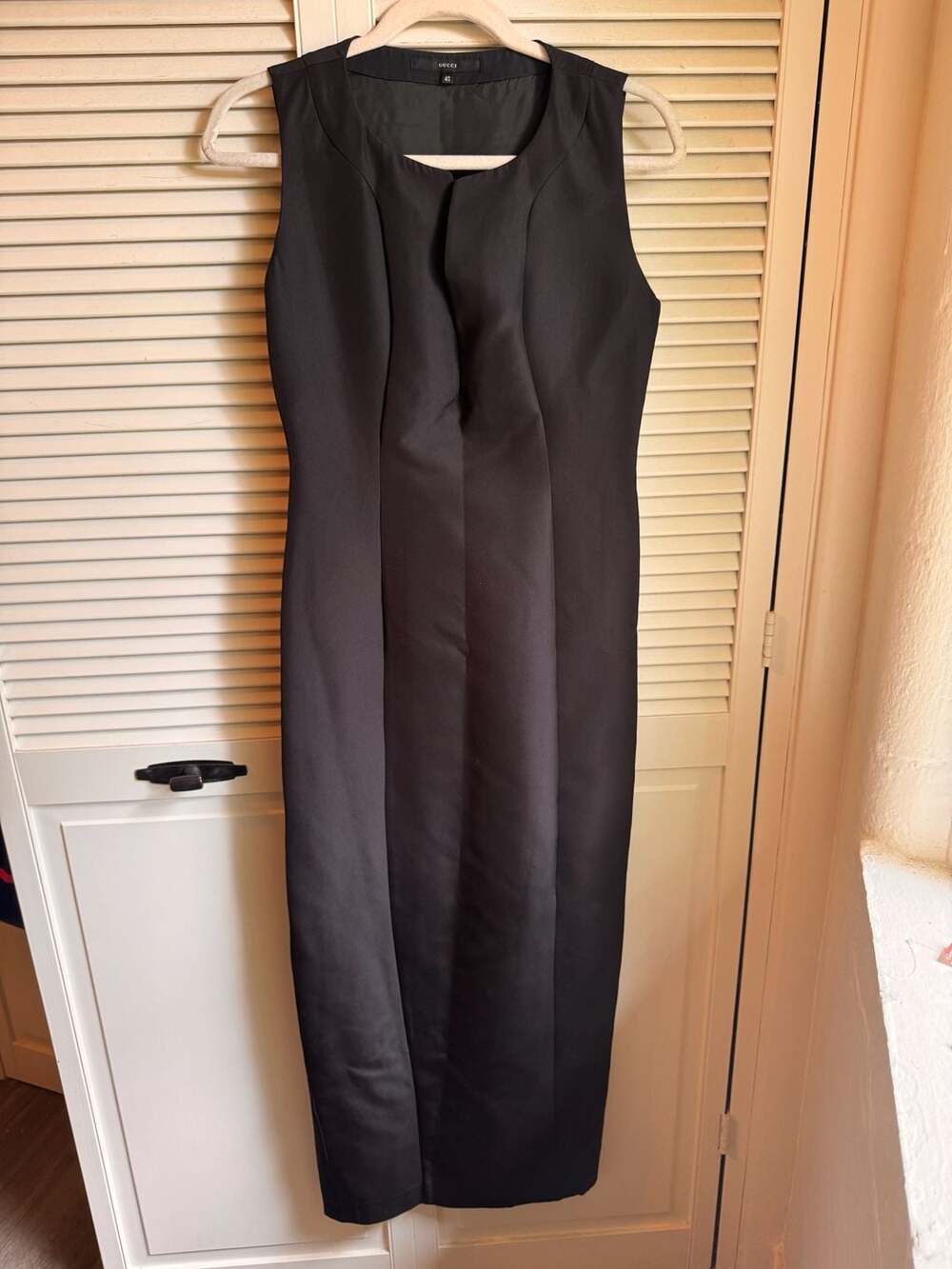 Gucci Black Silk Blend Sleeveless Seamed Sheath Midi Dress Size 40